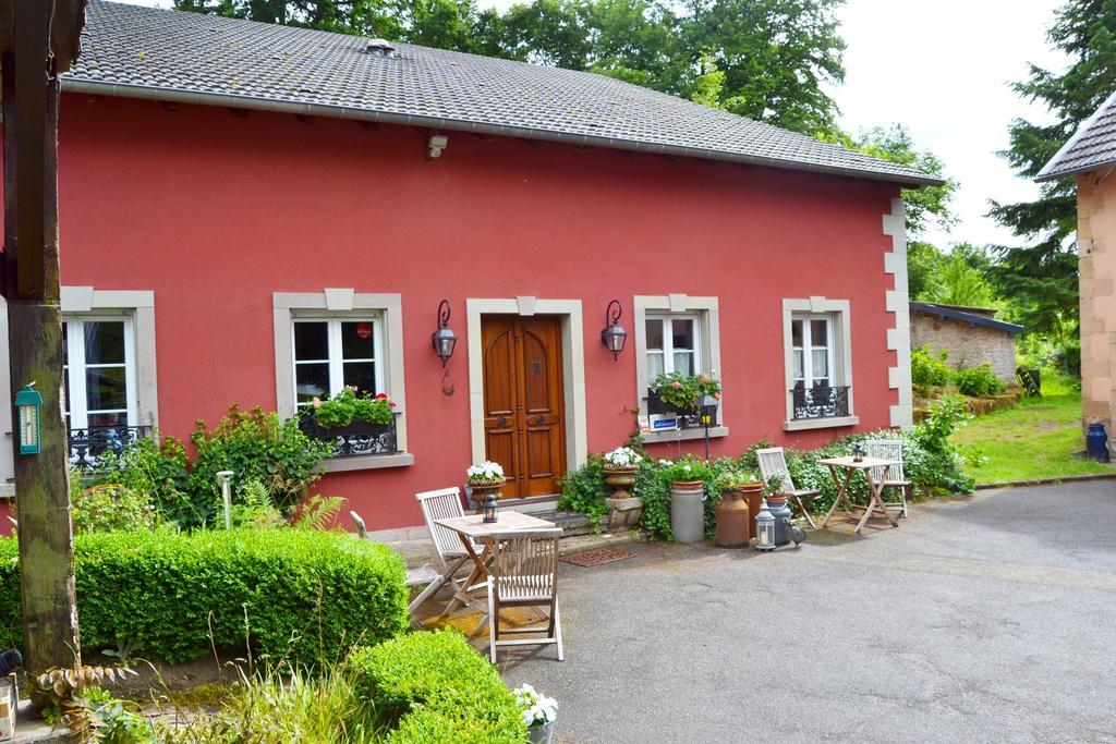 Logis Hotel Domaine Du Moulin Saint-Avold Exterior photo